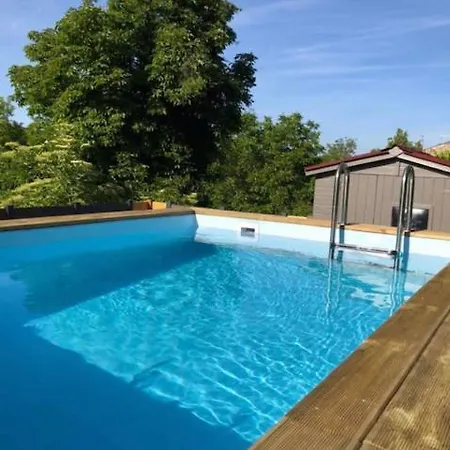 Chez Dame Jeanne بيت للعطل